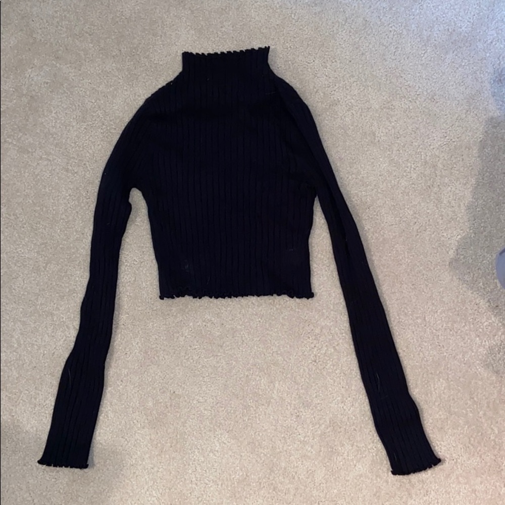 long sleeve lined tight shirt